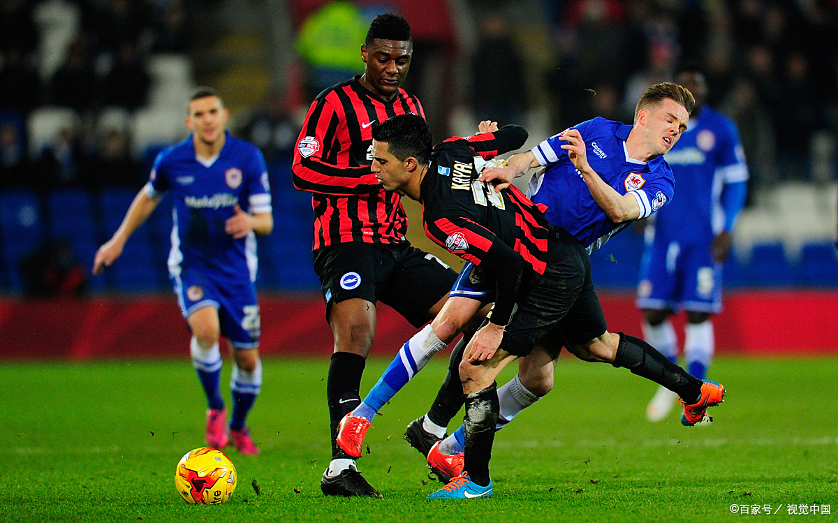 阿尔克马尔队客场吞下败局,需总结教训迎战下一场 阿尔克马尔队客场吞下败局,需总结教训迎战下一场