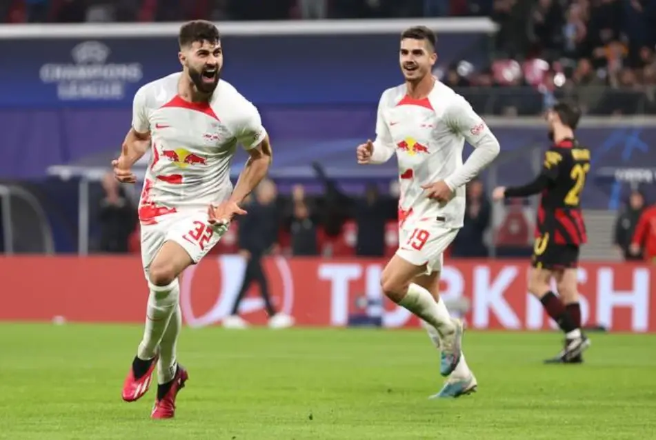 沃尔夫斯堡虽处于中游,但状态复苏 沃尔夫斯堡虽处于中游,但状态复苏