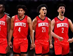 关于火箭队员展现团结力量,齐心协力获胜的信息 关于火箭队员展现团结力量,齐心协力获胜的信息