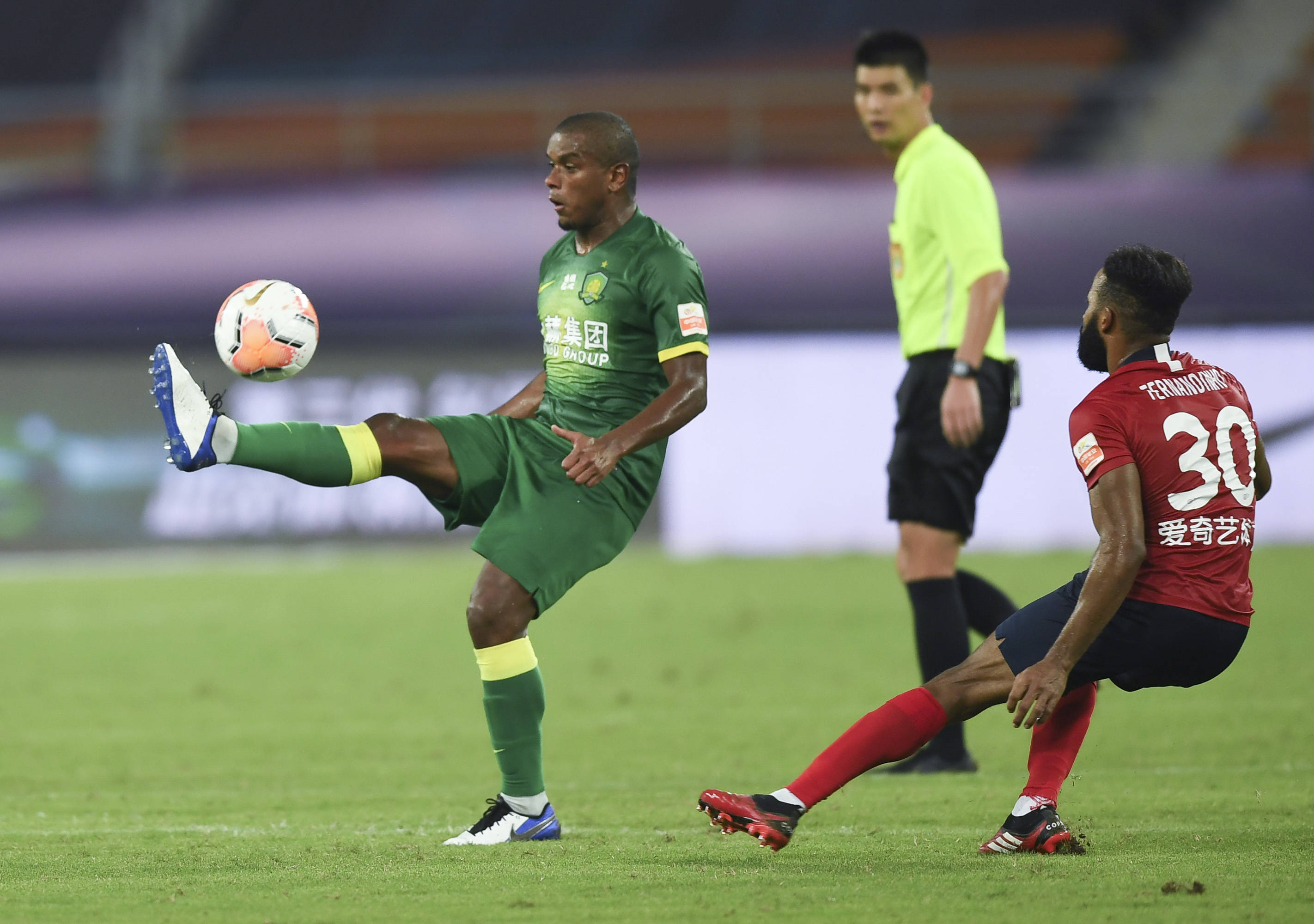 北京中赫晋级淘汰赛，精彩比赛连连