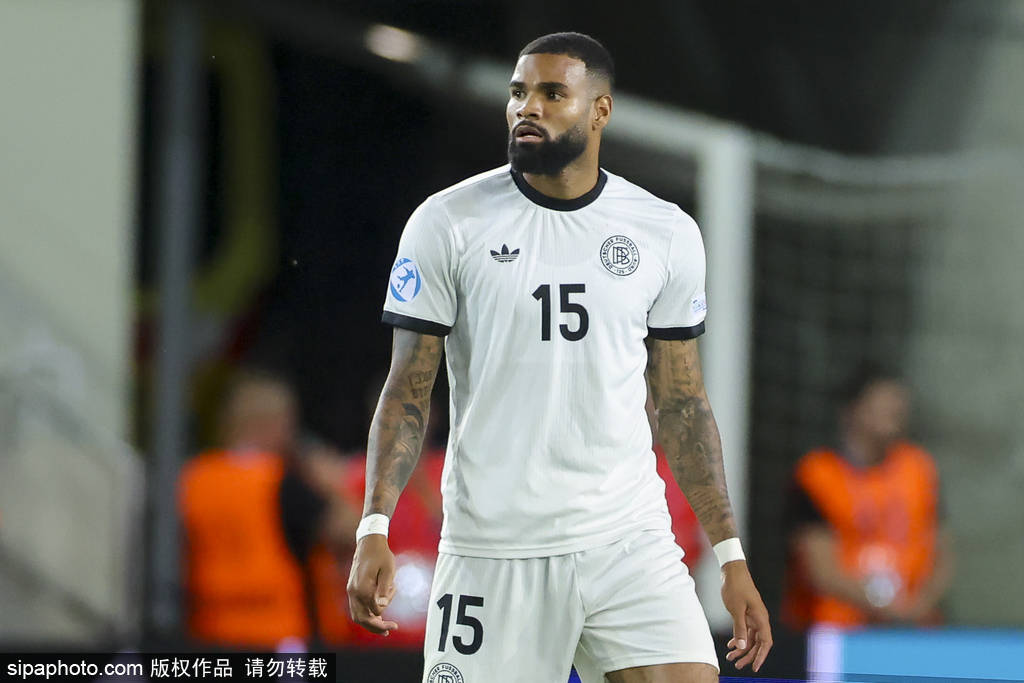 沃尔夫斯堡欲购入世界级中场，引发球迷关注的简单介绍