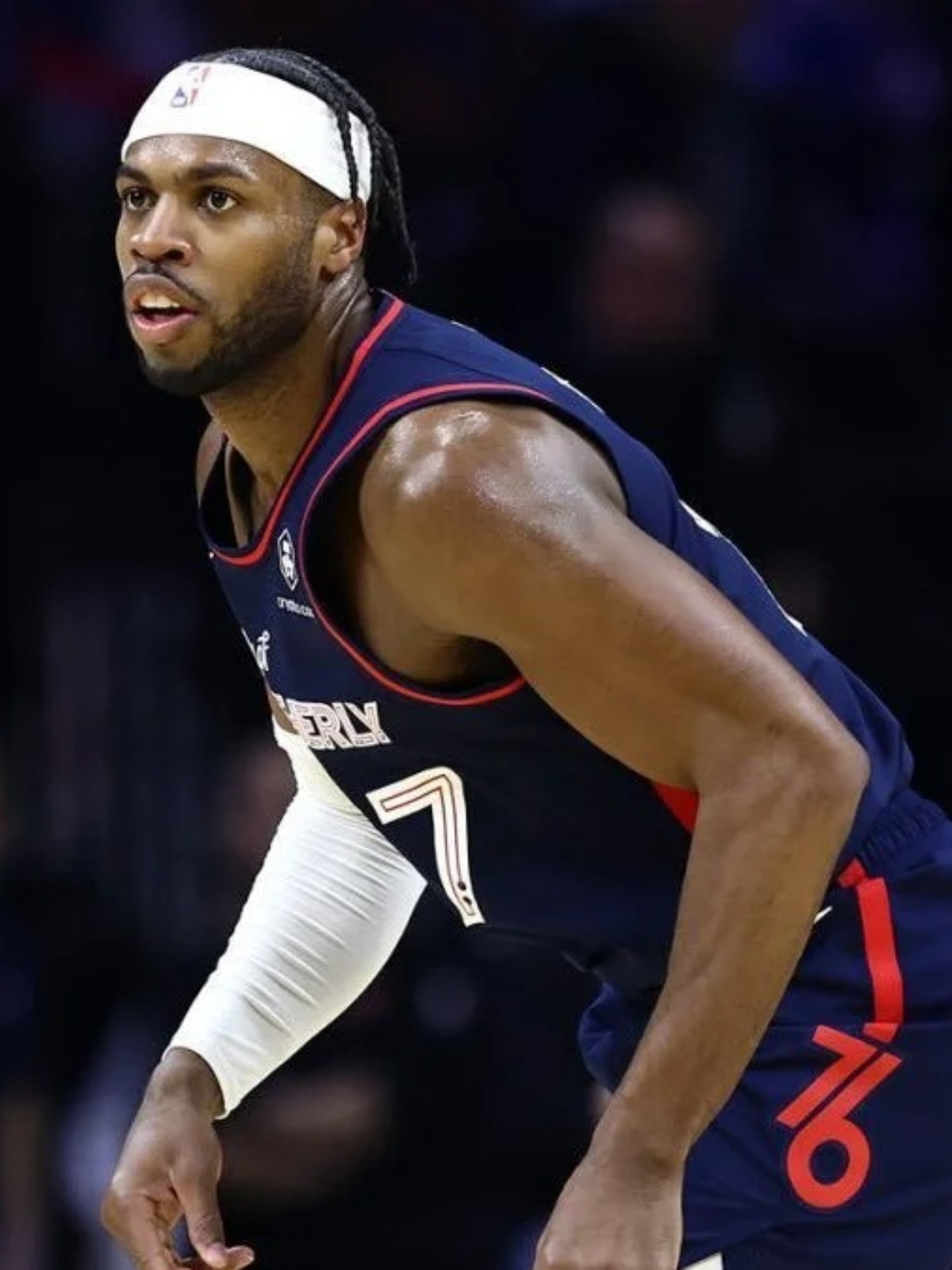 76人成功晋级季后赛，球迷期待他们的表现