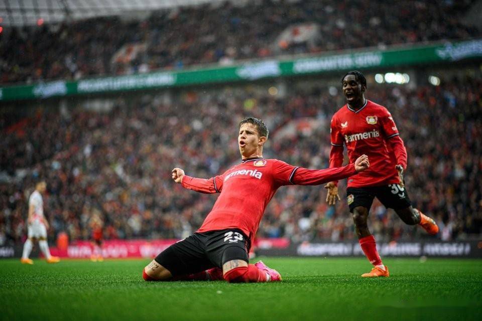 红牛二队力克阿斯顿马丁,阿隆索关键制胜的简单介绍 红牛二队力克阿斯顿马丁,阿隆索关键制胜的简单介绍