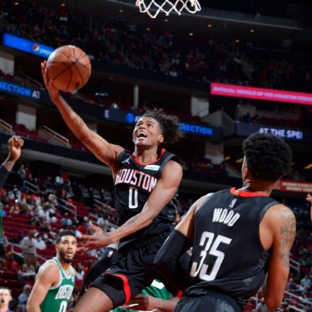 猛龙横扫篮网B队,丹尼·格林送出助攻的简单介绍 猛龙横扫篮网B队,丹尼·格林送出助攻的简单介绍