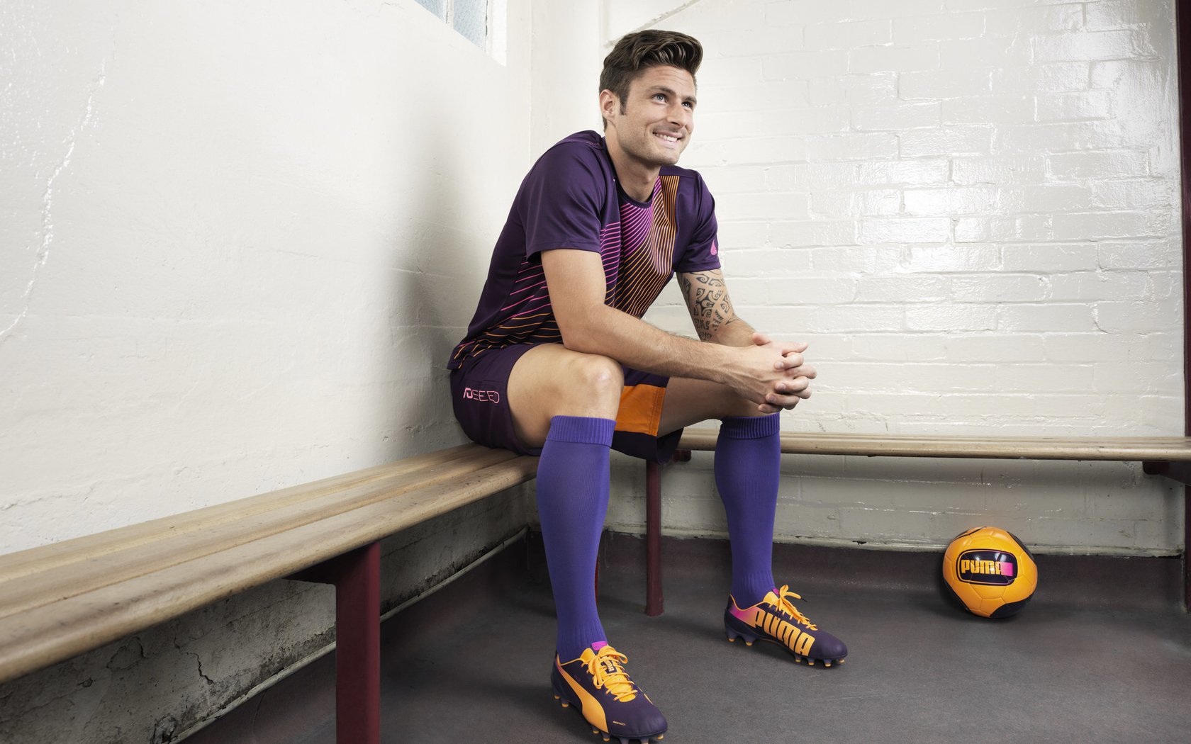 三分雪崩VS逆转惊涛，布伦森用灵魂舞步点燃热火狂潮